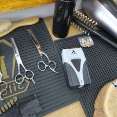 Шейвер ANDIS TS-2 для проработки контуров и бороды аккумуляторно-сетевой 10 W